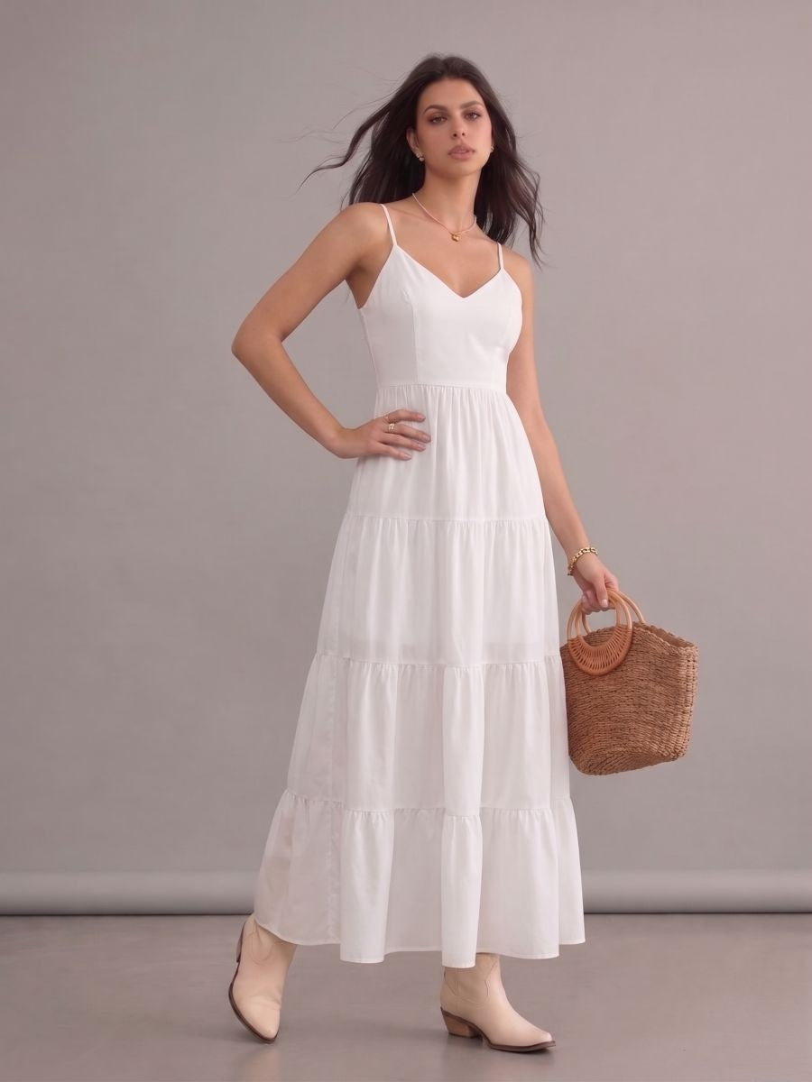 Robe longue bohème blanche fluide chic à bretelles fines, col en V