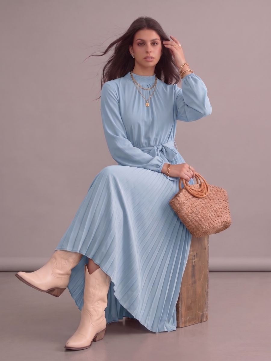 Robe longue bohème chic bleu ciel plissée à manches longues