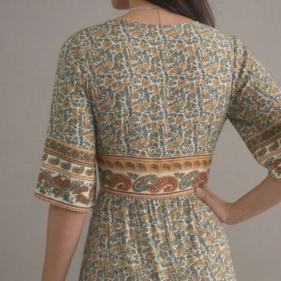 Robe longue bohème verte imprimée à col rond et manches courtes