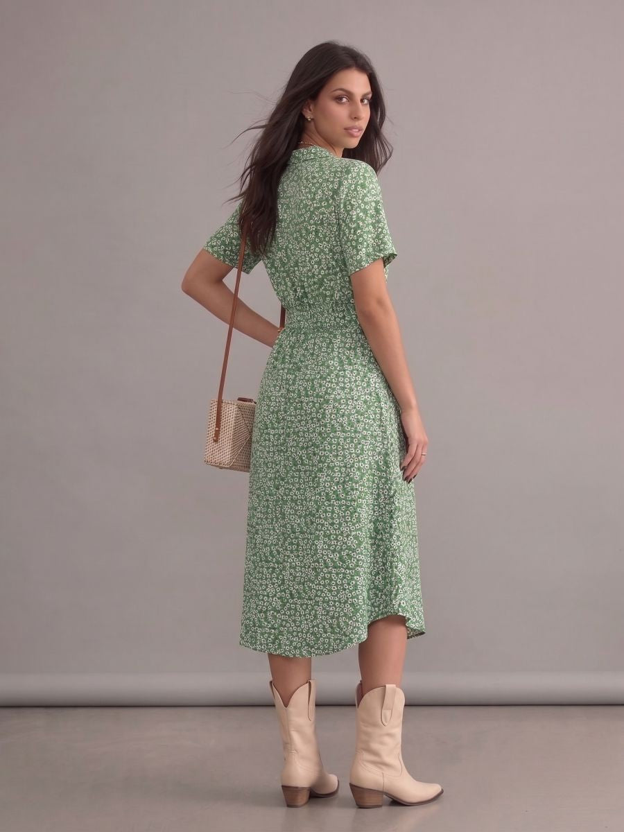 Robe bohème verte midi à imprimé fleuri, manches courtes, ceinturée