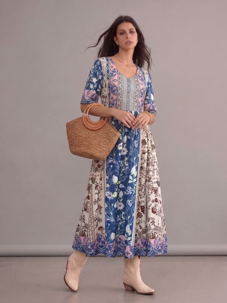 Robe longue bohème bleue fleurie à col rond et manches courtes été