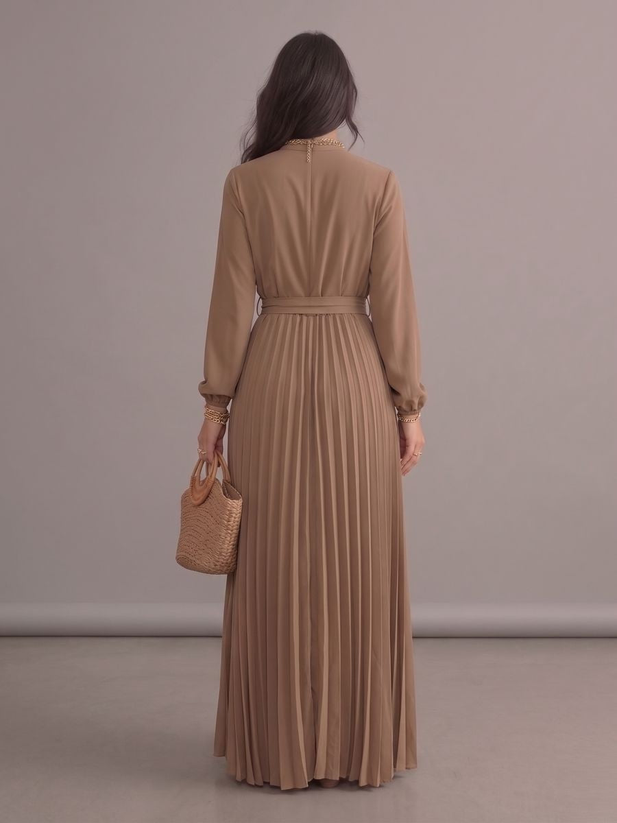 Robe longue bohème chic beige plissée à manches longues