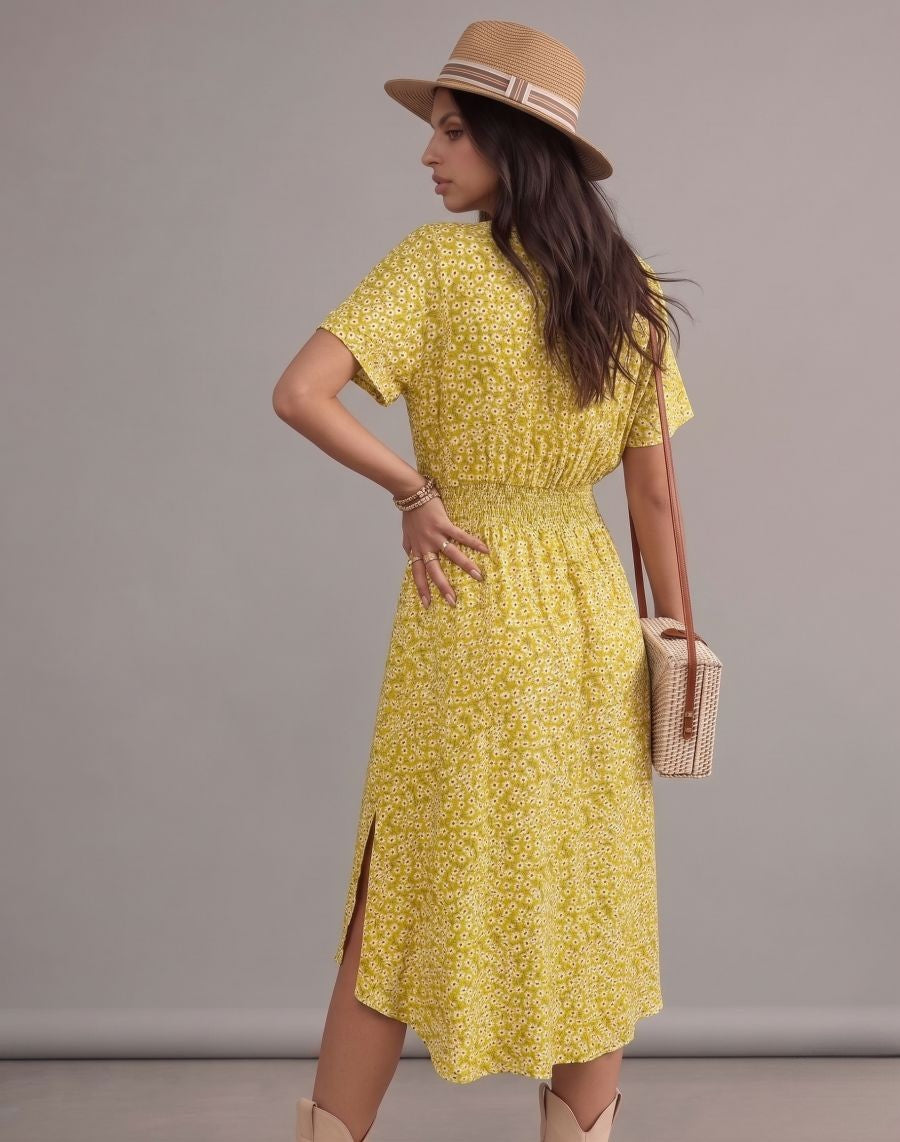 Robe bohème jaune midi à imprimé fleuri, style chemise, ceinturée, col en V, manches courtes