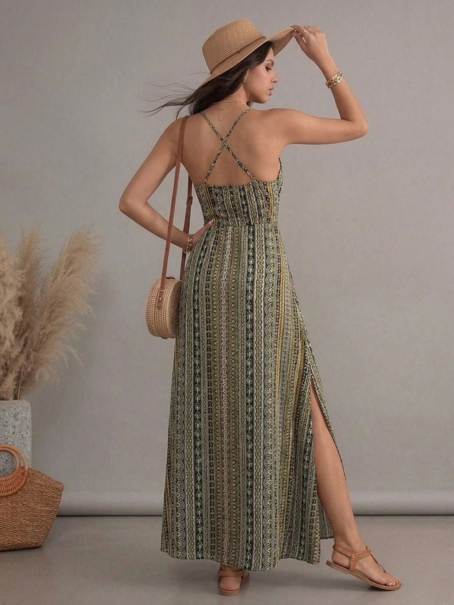 Robe longue bohème verte dos nu fendue aux cuisses