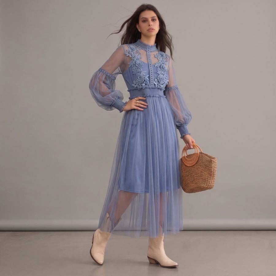 Robe bohème grande taille bleue en dentelle à fleurs, col rond