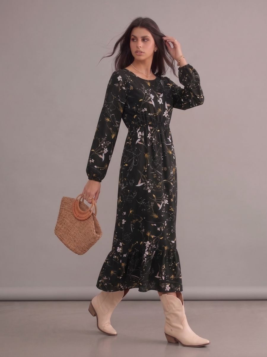 Robe bohème noire fleurie à col rond et manches longues