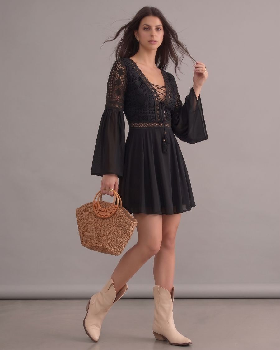 Robe bohème noire en dentelle à col en V et manches longues