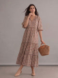 Robe longue bohème rose à motifs imprimés