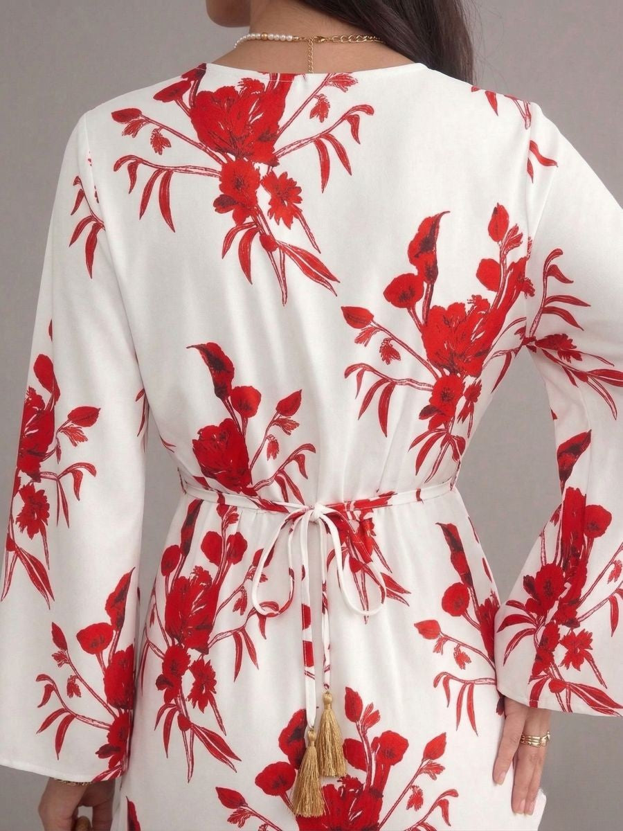 Robe bohème blanche col en V manches chauve-souris à fleurs imprimées